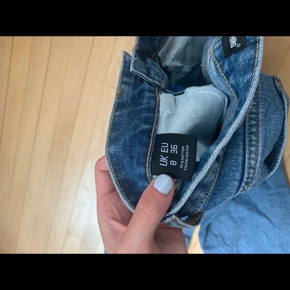 High-waisted boyfriend jean - Picture 2 of 5